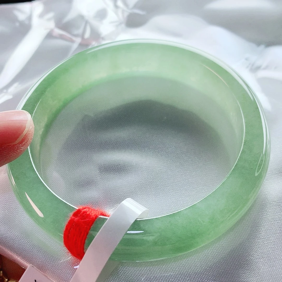 未镶嵌手镯翡翠55胖