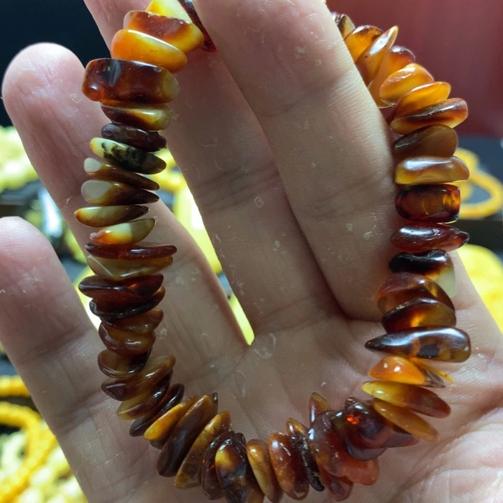 琥珀珠宝奇石未镶嵌