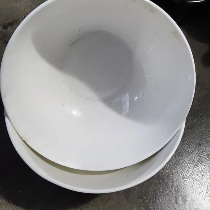 陶瓷盘子碗两个口尽17.5里米