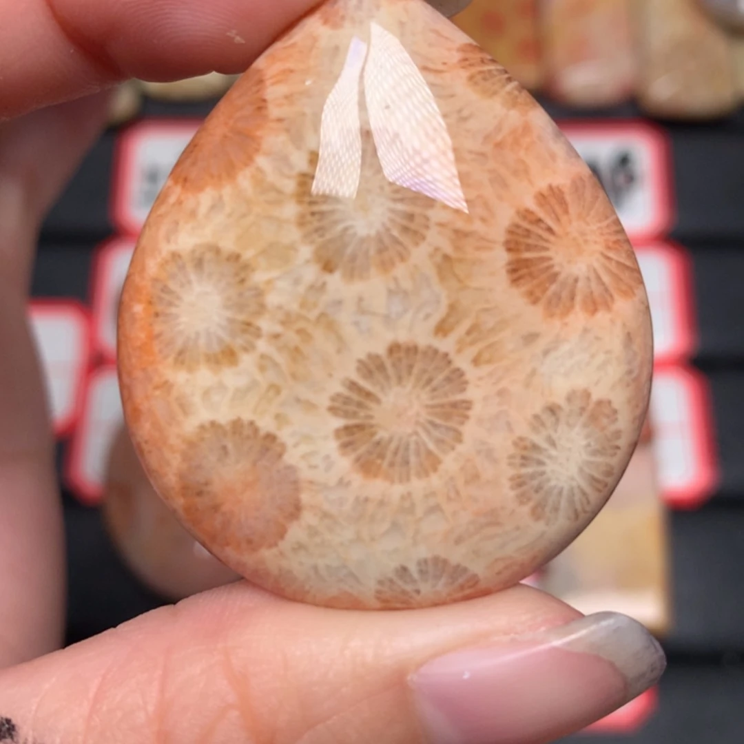 【闪购商品】硅化玉颈饰未镶嵌无****无