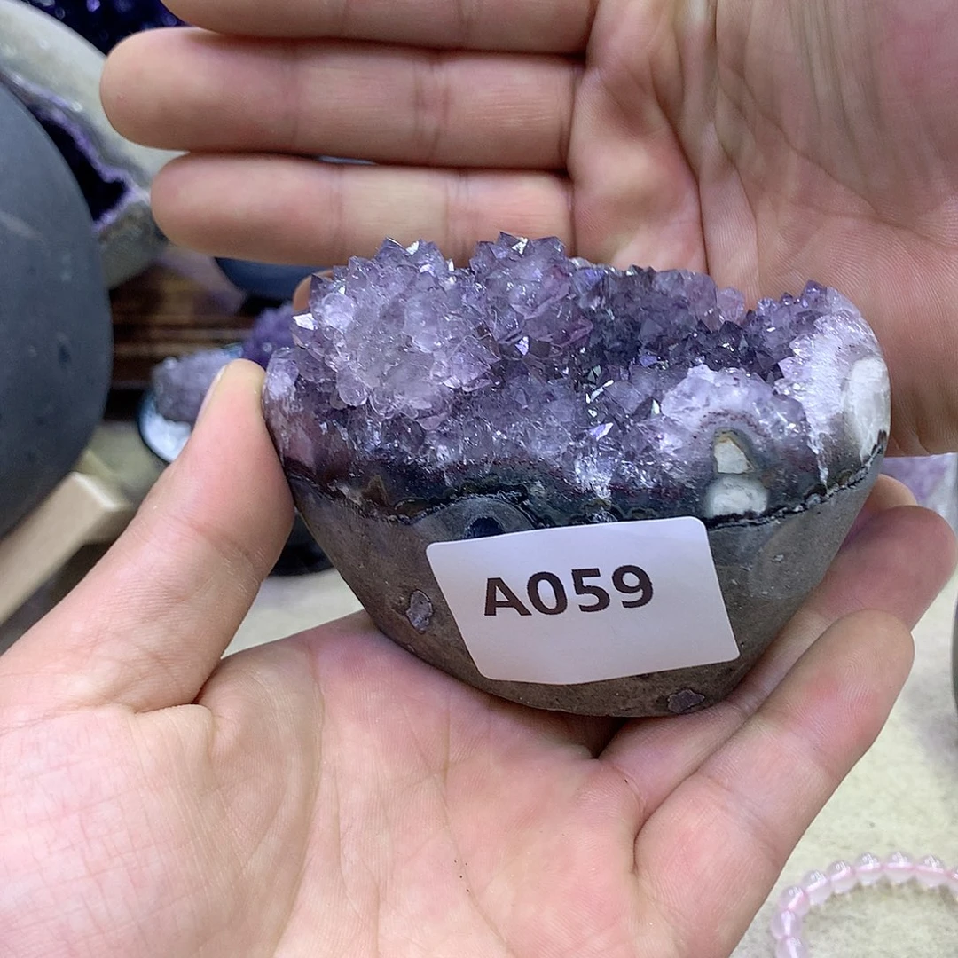 良***子大型摆件（非配饰）未镶嵌紫晶