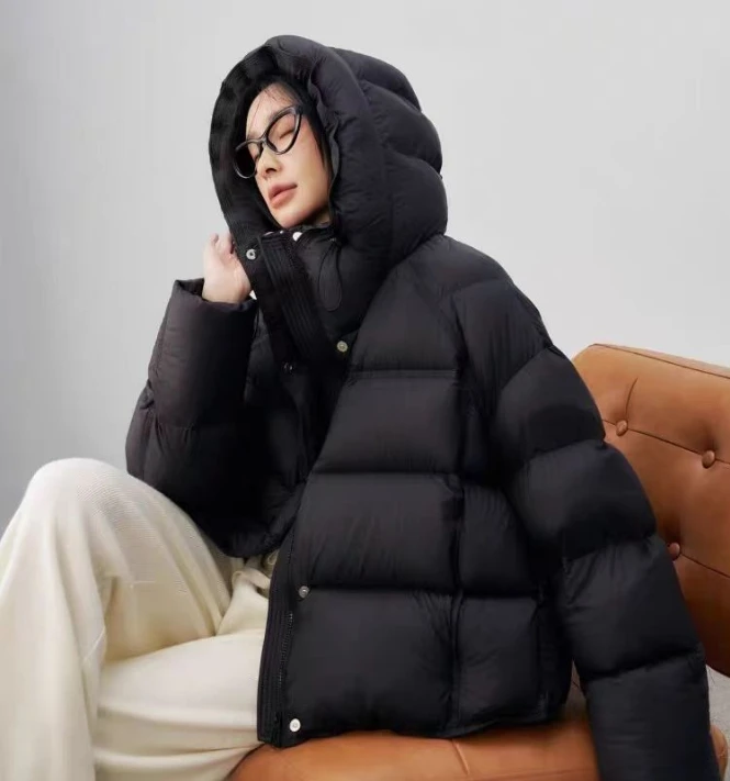 初相识2024新款90鹅绒保暖连帽羽绒服气质加厚保暖外套H227欢欢