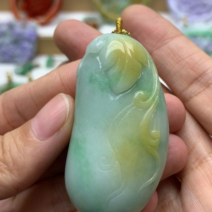 颈饰未镶嵌翡翠翡翠