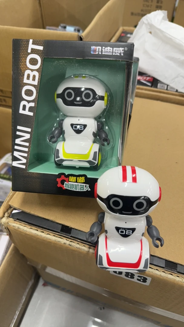 麦昆玩具满15发货商超特价玩具083电动机器人