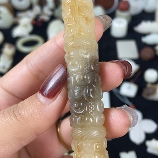 和田玉（糖玉）未镶嵌挂件