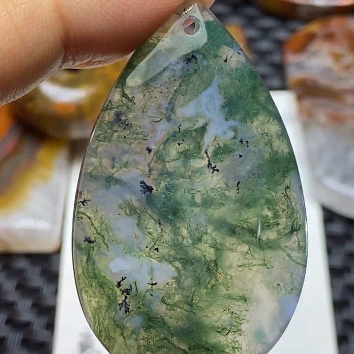 玛瑙/玉髓颈饰未镶嵌