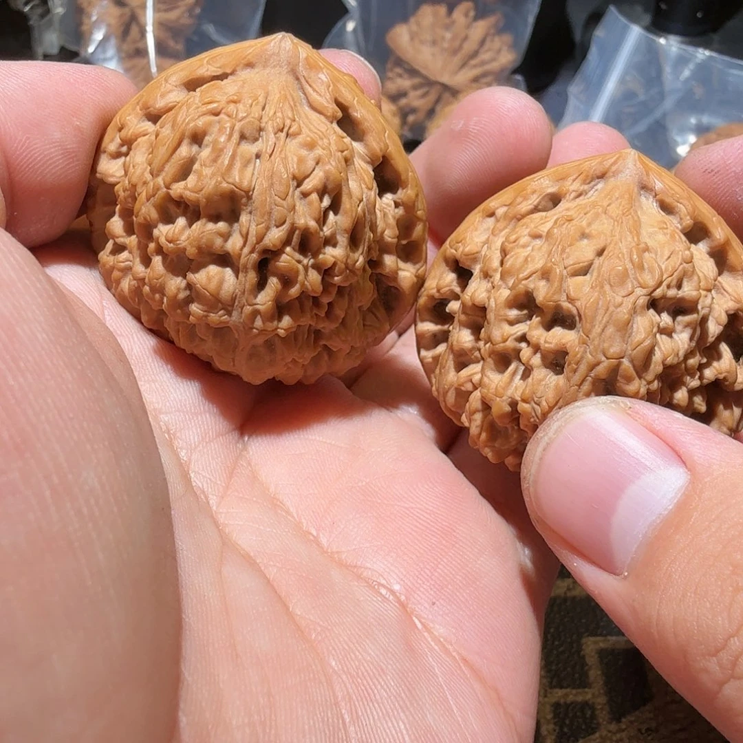 文玩核桃把件遥***星三角南疆