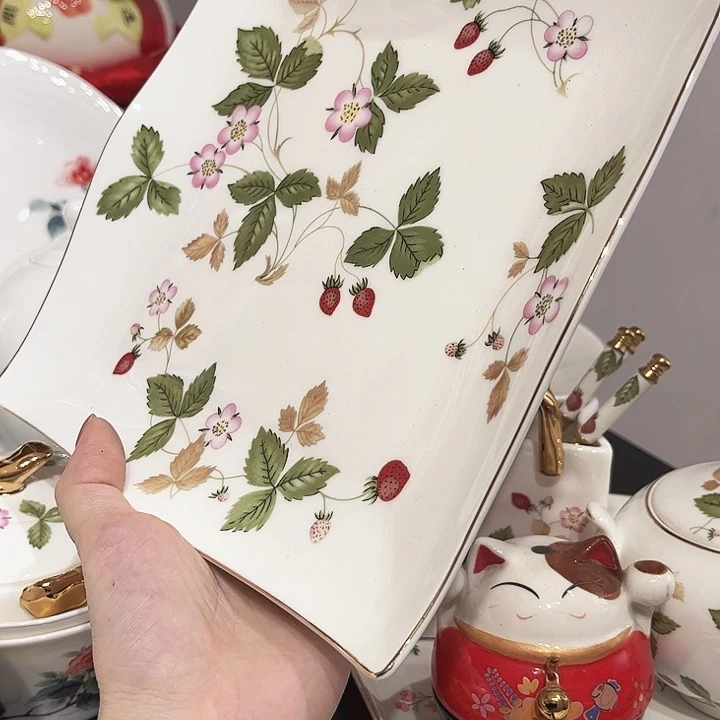 瓷片8.5金边1个大波浪