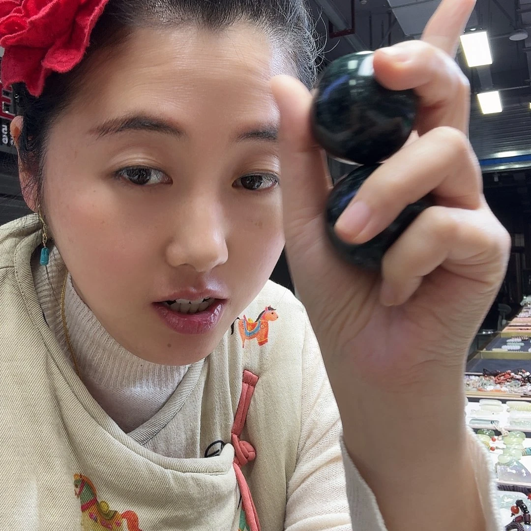 南红玛瑙未镶嵌颈饰