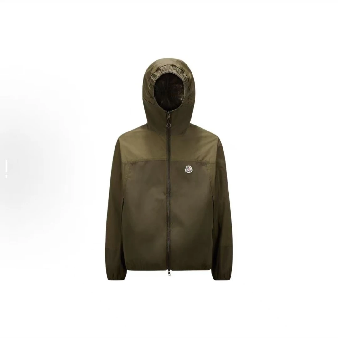 未使用 MONCLER  M14046盟可睐防风防雨连帽拉链长袖夹克外套 J19