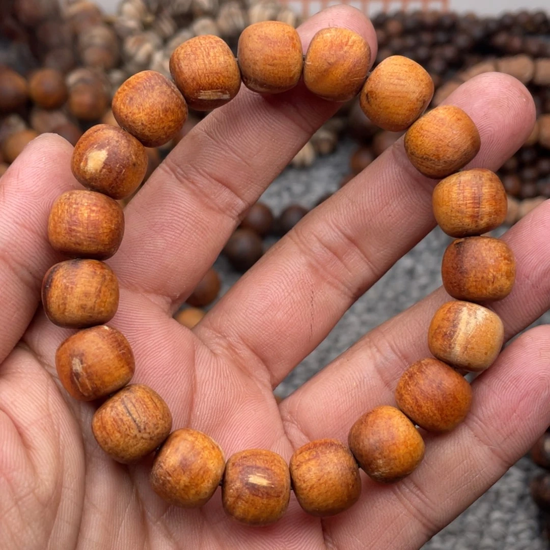 贡木贡木11.12老型夹白