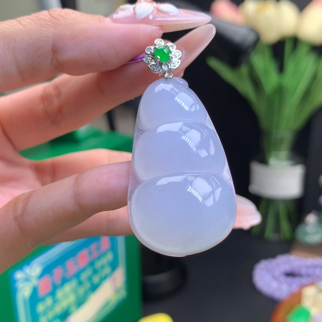 翡翠18K金镶嵌颈饰天然