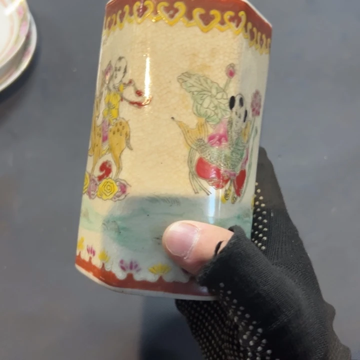 瓷片里****）拾六家的瓷器瓷器