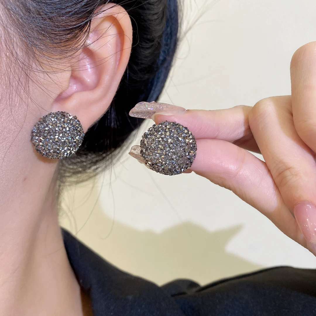 铜合金耳饰 黑松露黑色满晶复古时尚小香风轻奢精致气质耳钉
