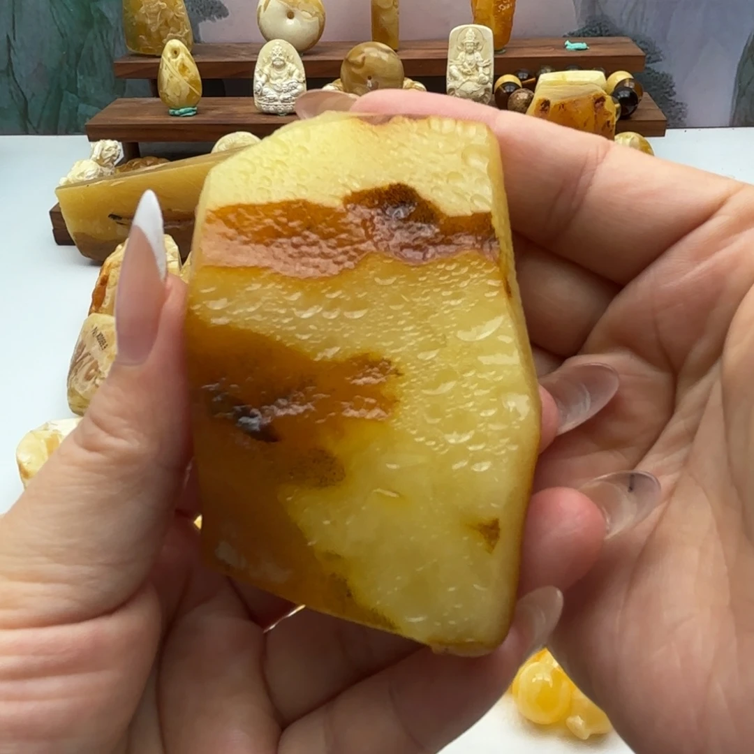 花***！定制琥珀未镶嵌琥珀