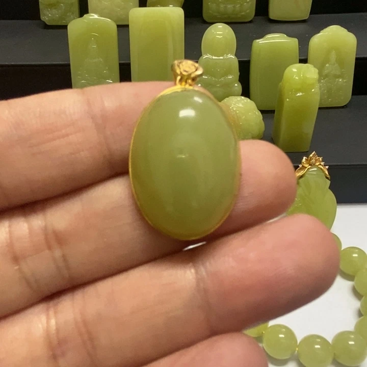 和田玉18K金镶嵌吊坠(不含链)