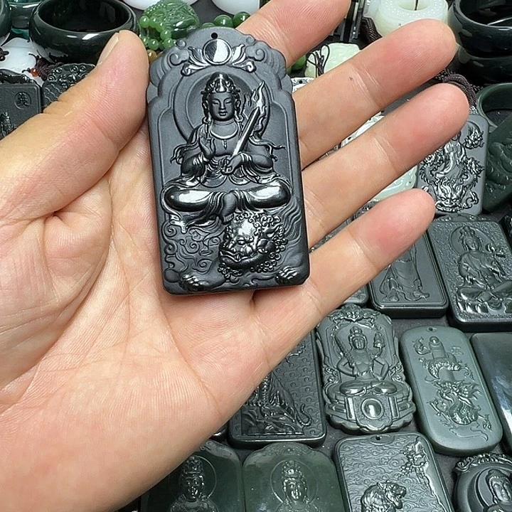 国***业和田玉（青玉）未镶嵌颈饰