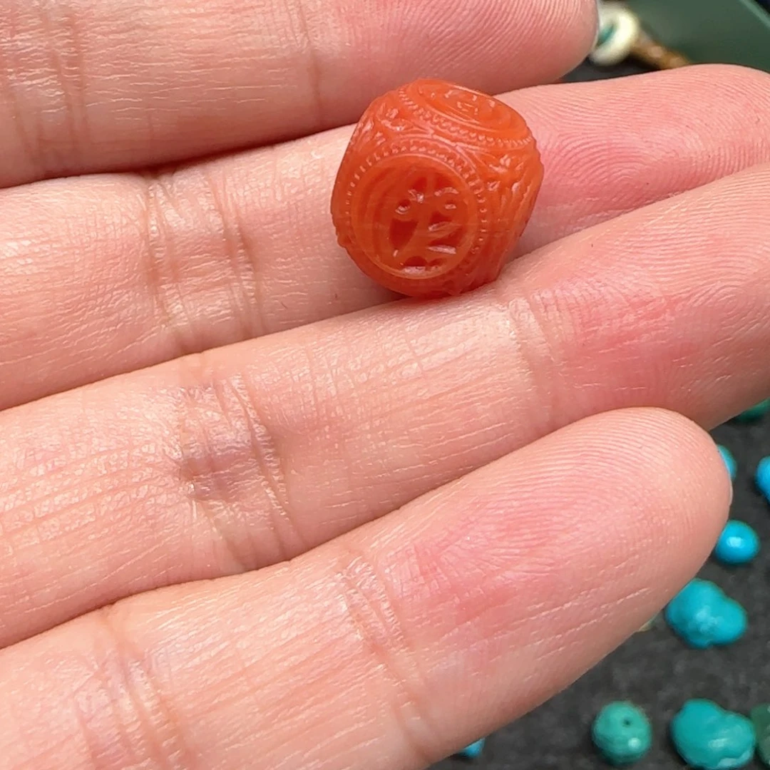 南红玛瑙配饰未镶嵌