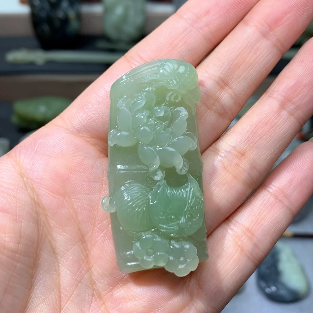 颈饰未镶嵌和田玉