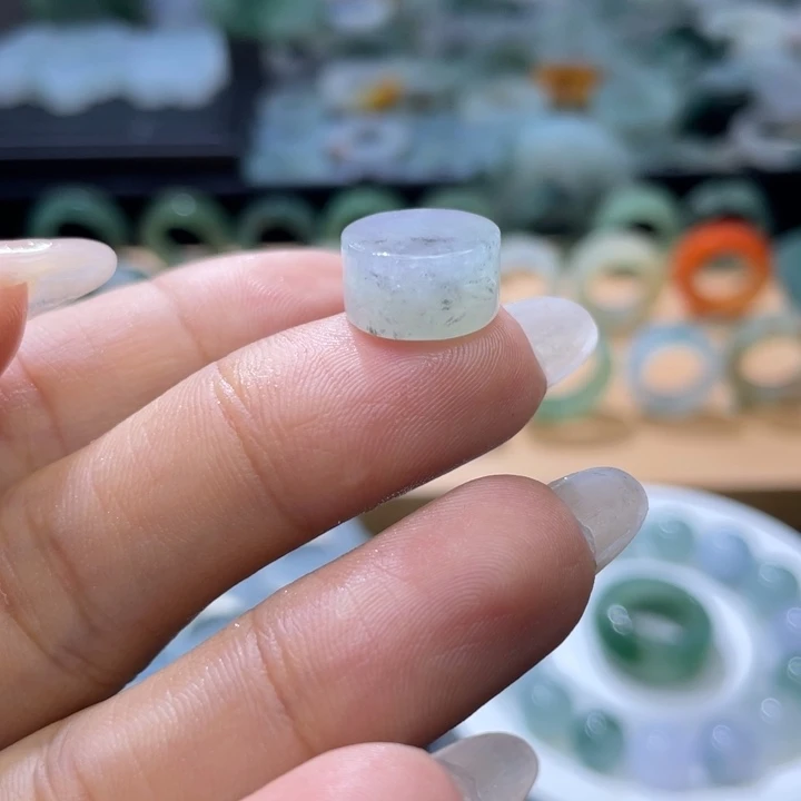 定制翡翠未镶嵌天然翡翠
