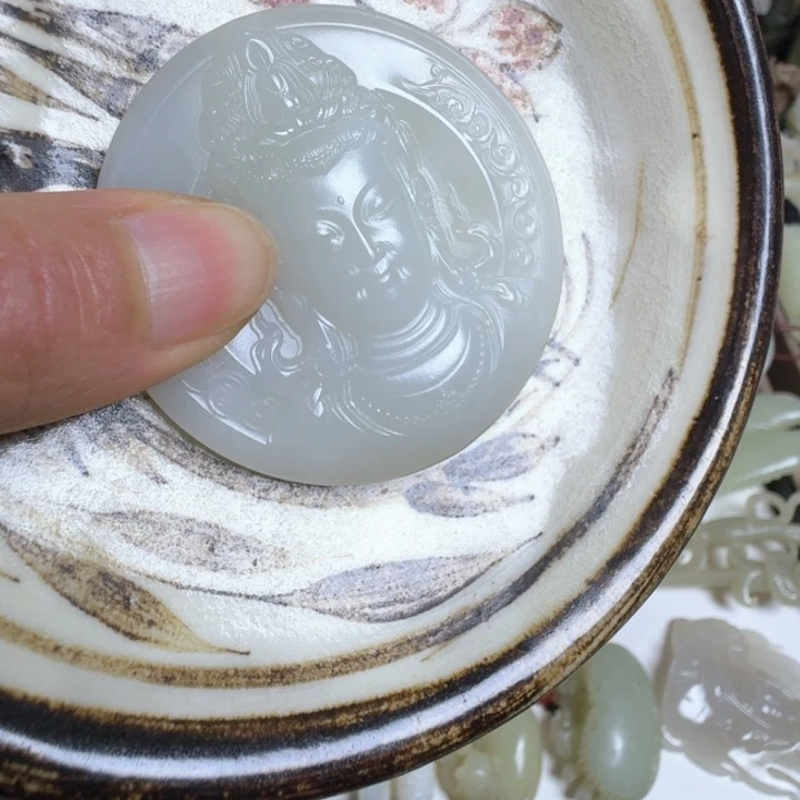 瓷片赵****）新号开播瓷器盘子