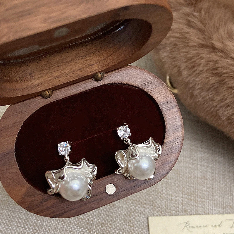 铜合金仿珍珠耳饰 扇形银杏叶流苏耳环女法式夏日优雅耳环小众