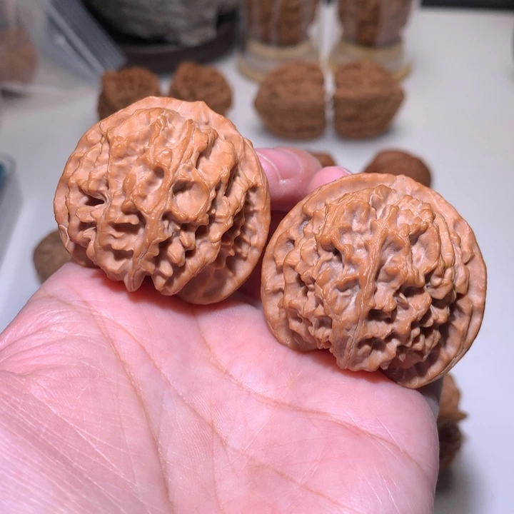 把件文玩核桃苹果园