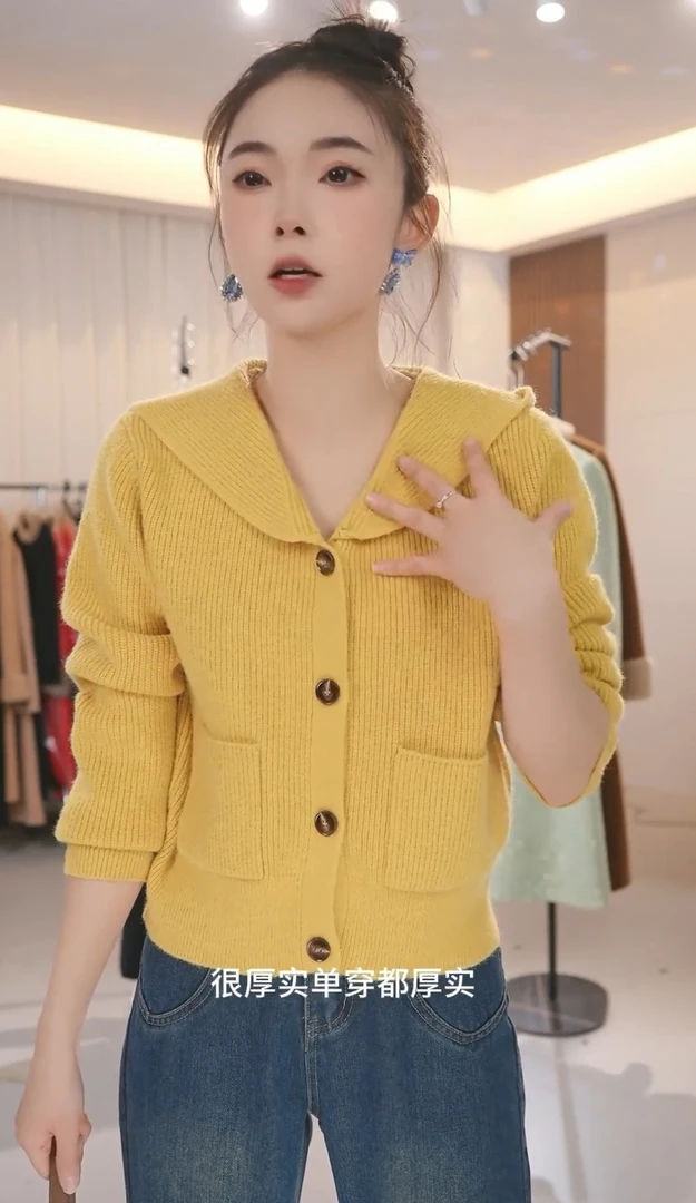 2025连帽纯色针织衫女秋冬长袖针织短款上衣公主袖百搭网红