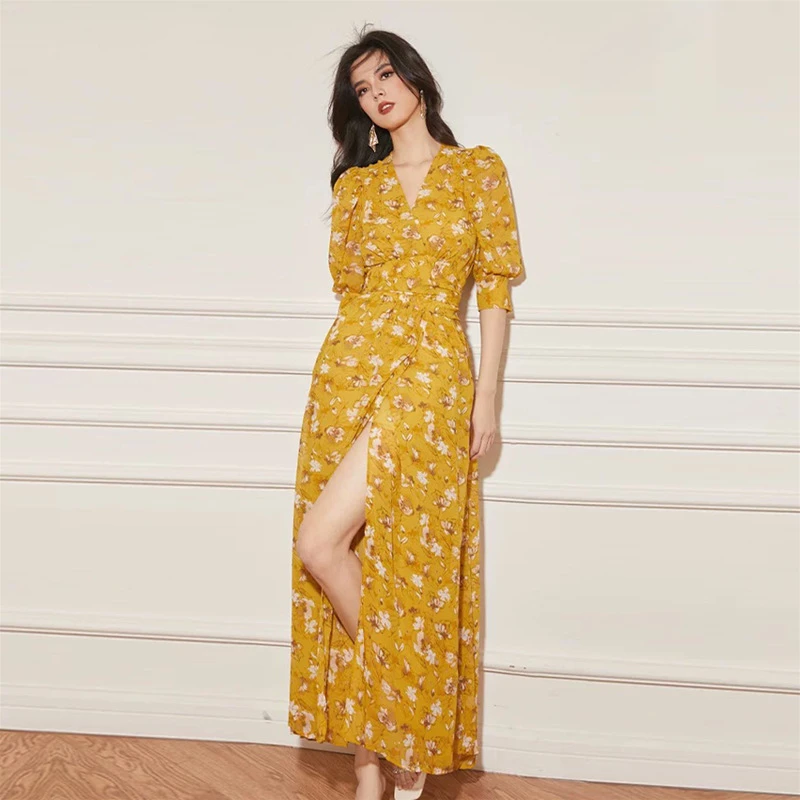 夏季新款高端精致法式海边度假风气质设计感黄白山碎花连衣裙裙子