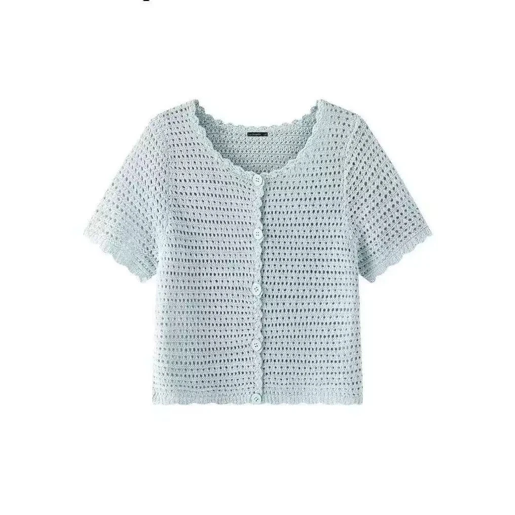 针织上衣一件随机