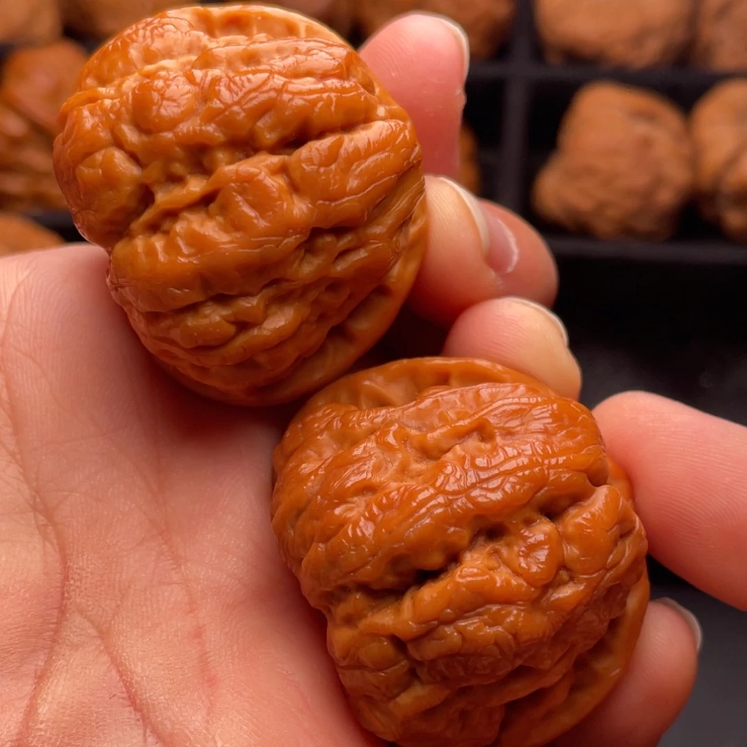 文玩核桃把件秦岭山脉核桃