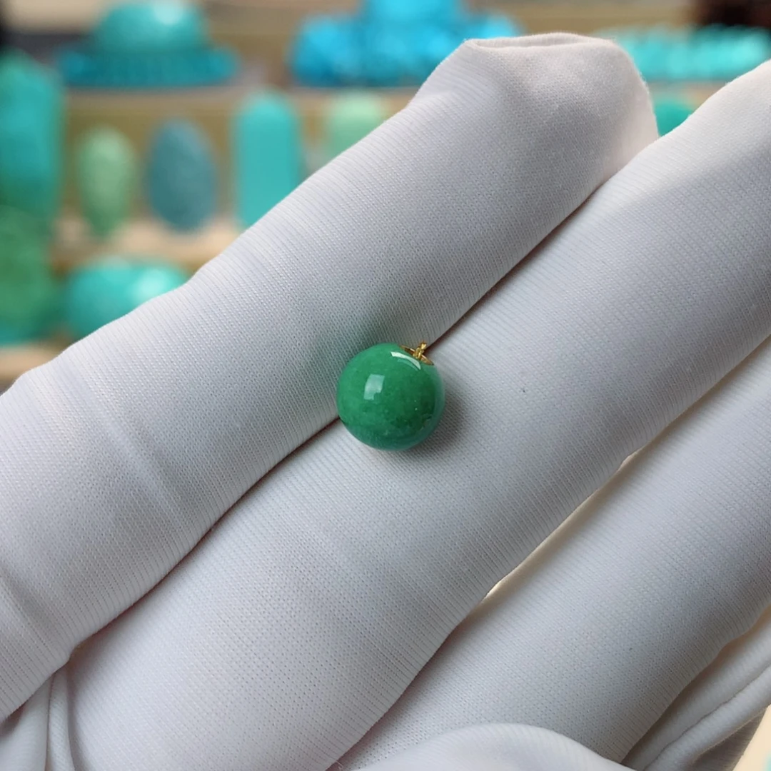 绿松石未镶嵌挂件