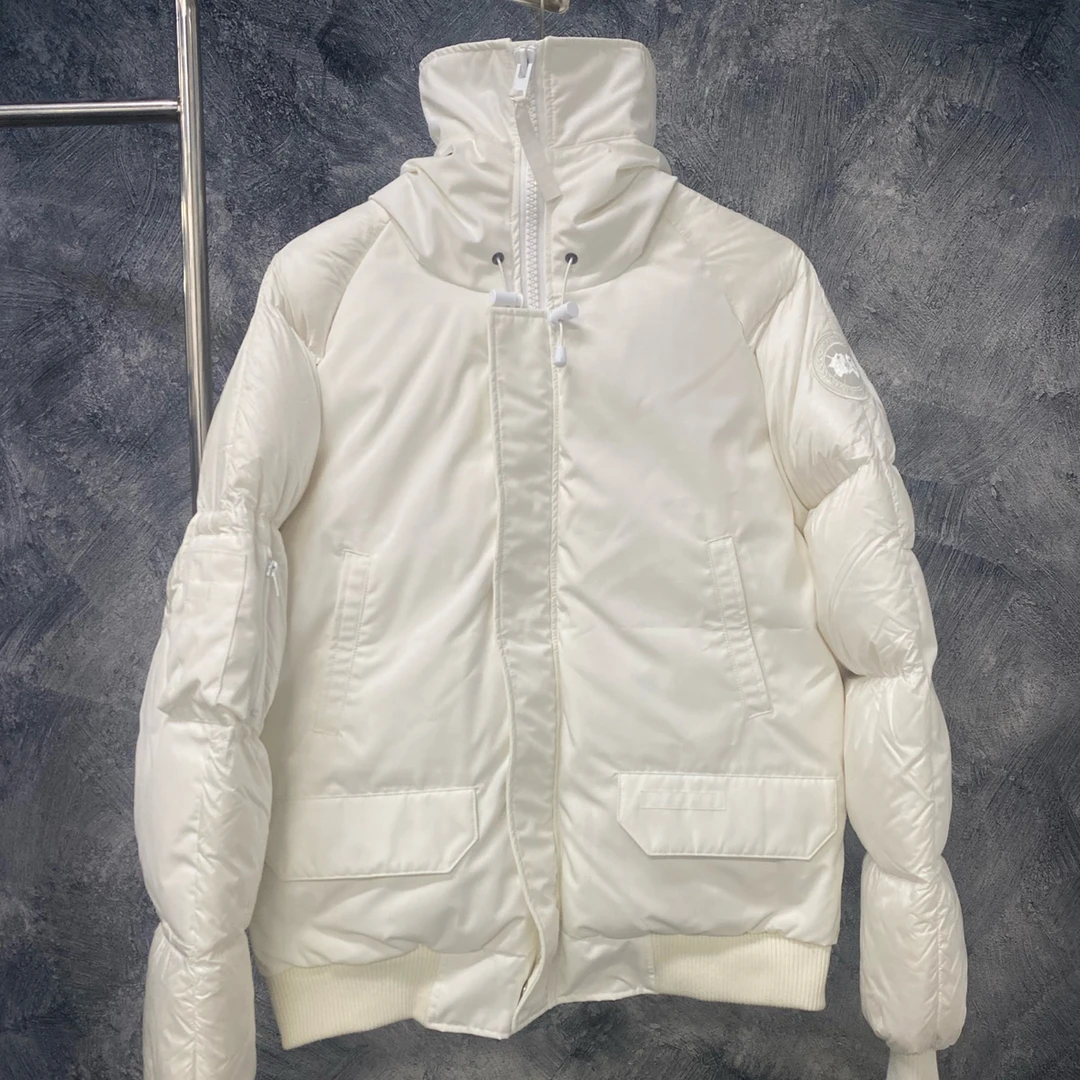 未使用 CANADA GOOSE 飞行员羽绒服/白色/L码/16171