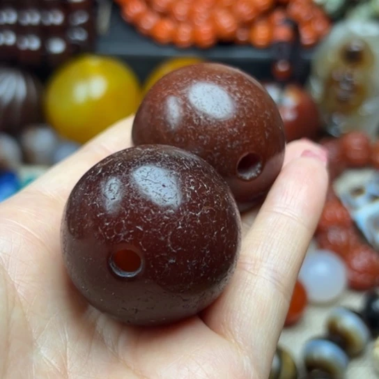 李***7玛瑙/玉髓未镶嵌颈饰