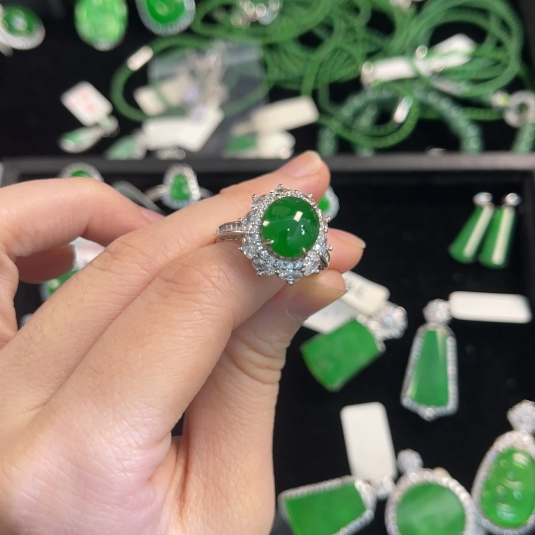 翡翠银S925镶嵌戒指一刀切蛋面戒指