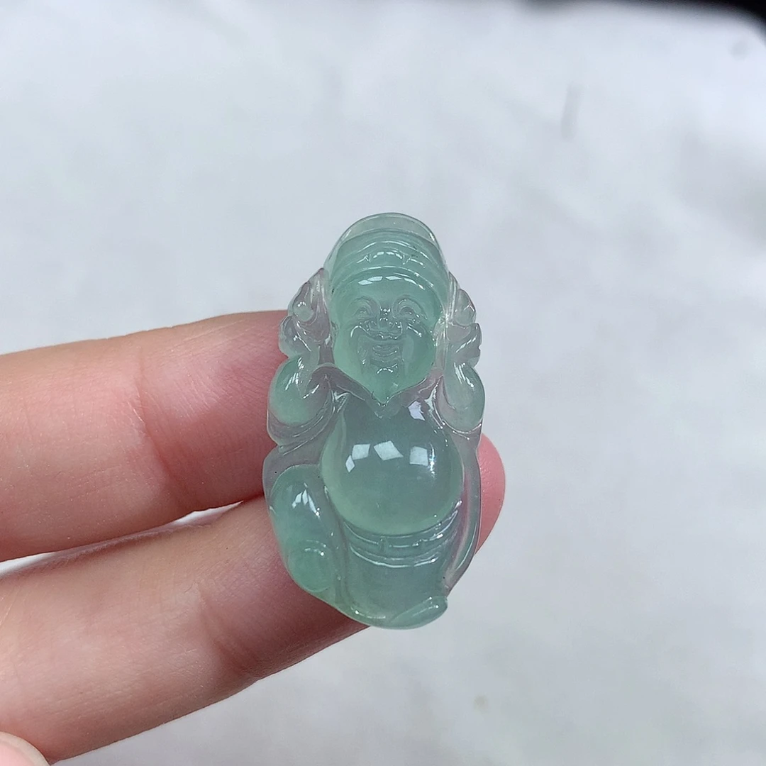 翡翠未镶嵌颈饰财神