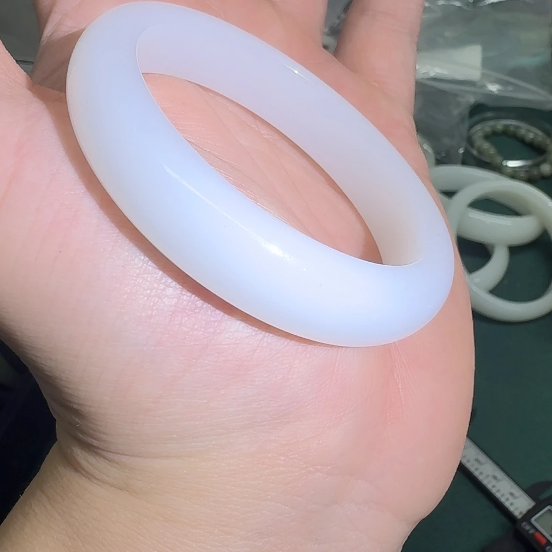 和田玉（白玉）手镯未镶嵌230号手镯56圈口