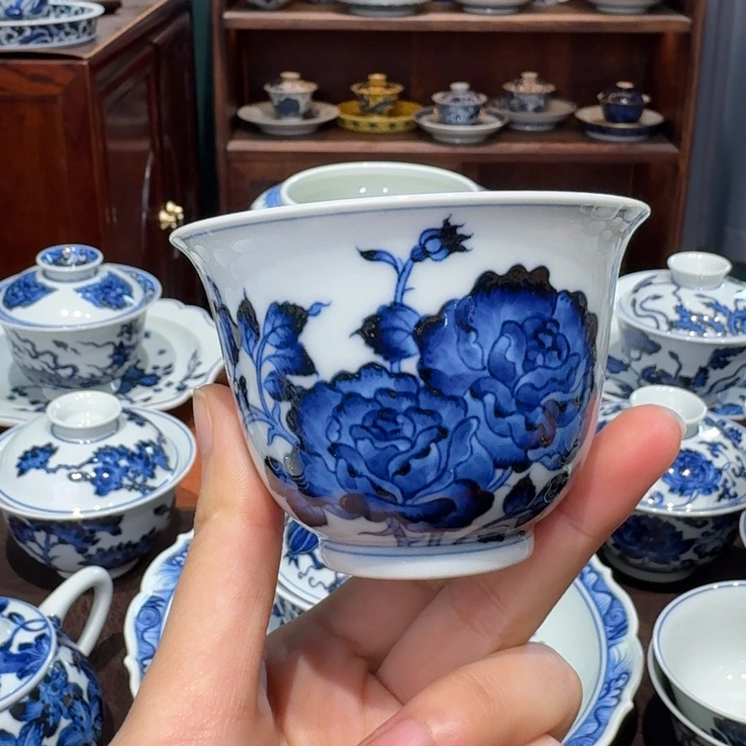 青花雯华堂手绘杯杯