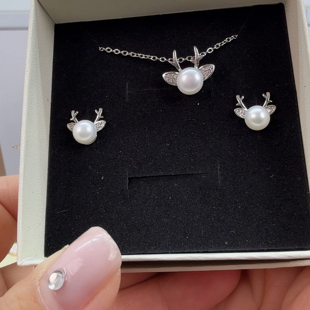 未镶嵌淡水珍珠耳饰