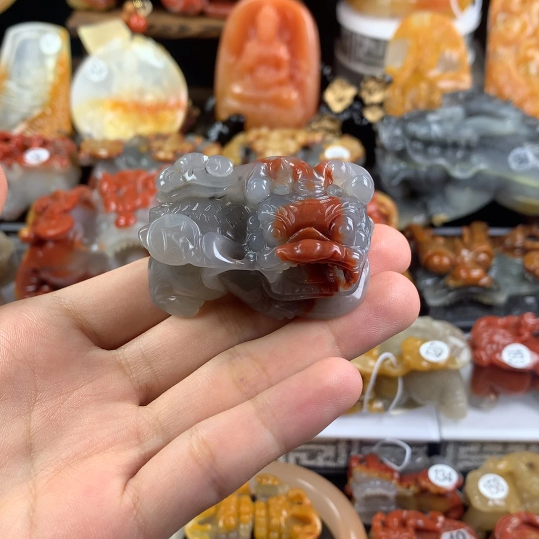 石英质玉（黄龙玉）未镶嵌挂件