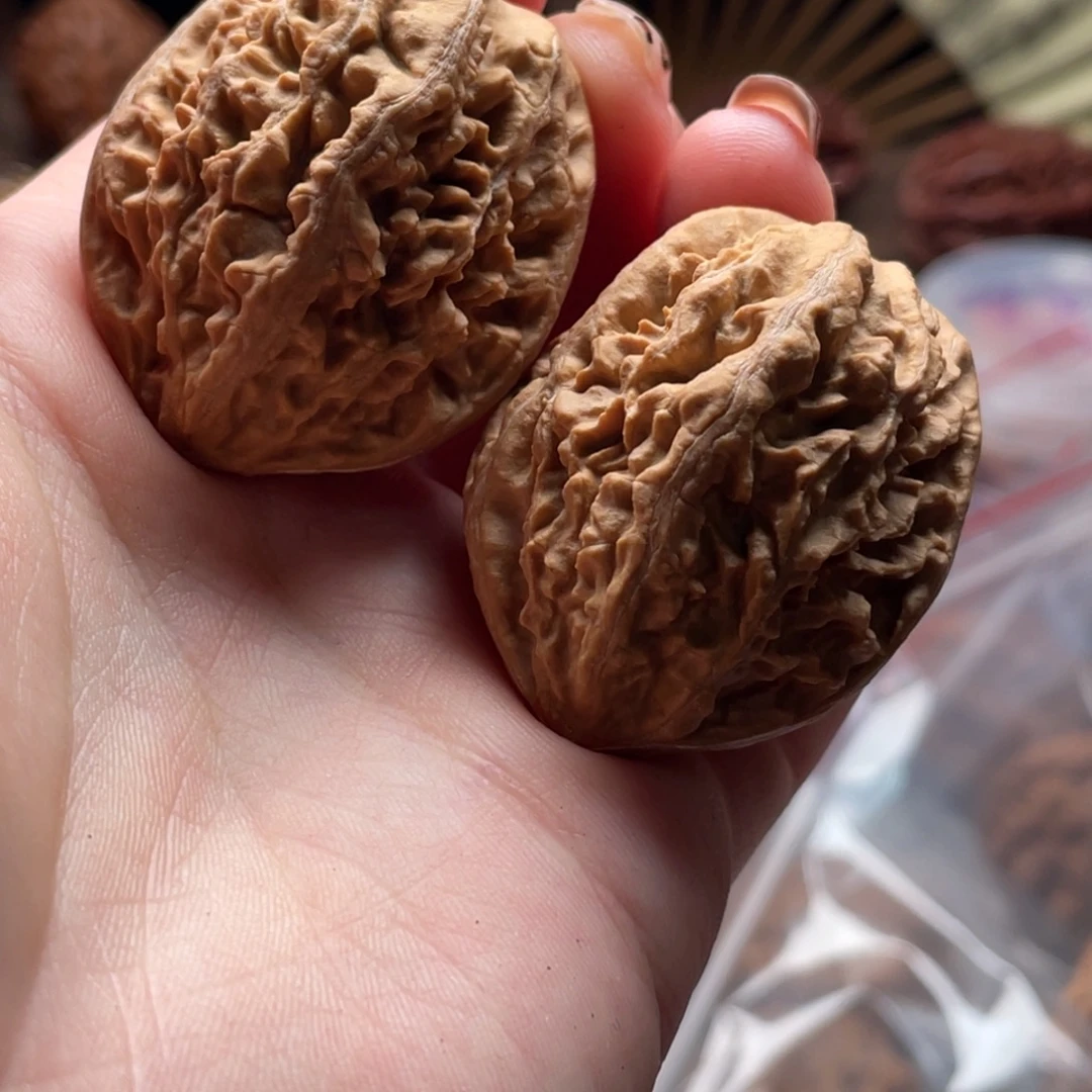 文玩核桃把件楸刀鱼5