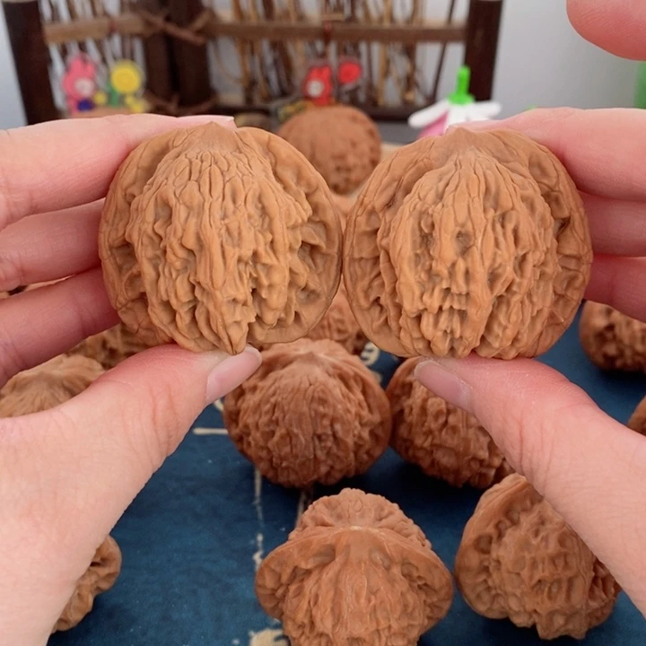 文玩核桃把件麦虎43