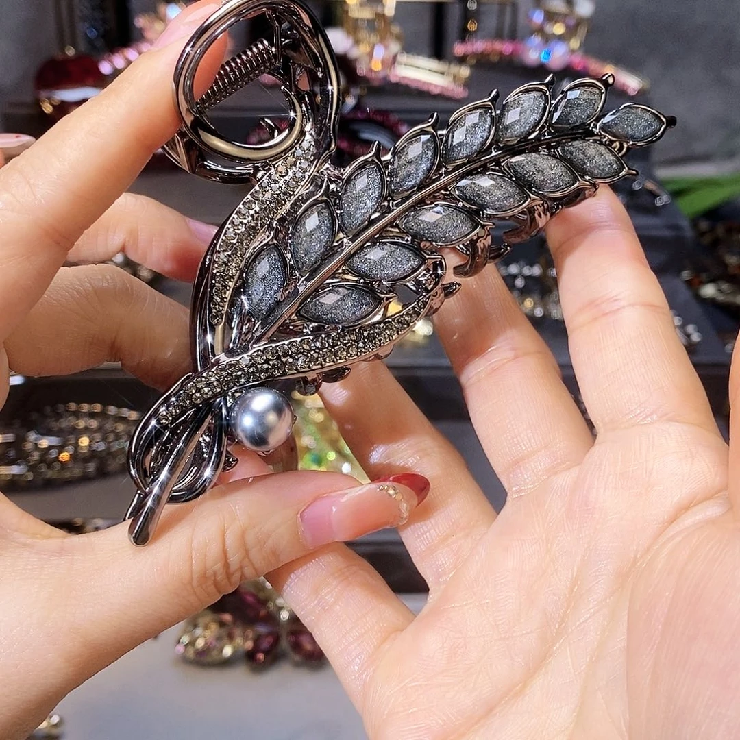 皮质铁合金一切就