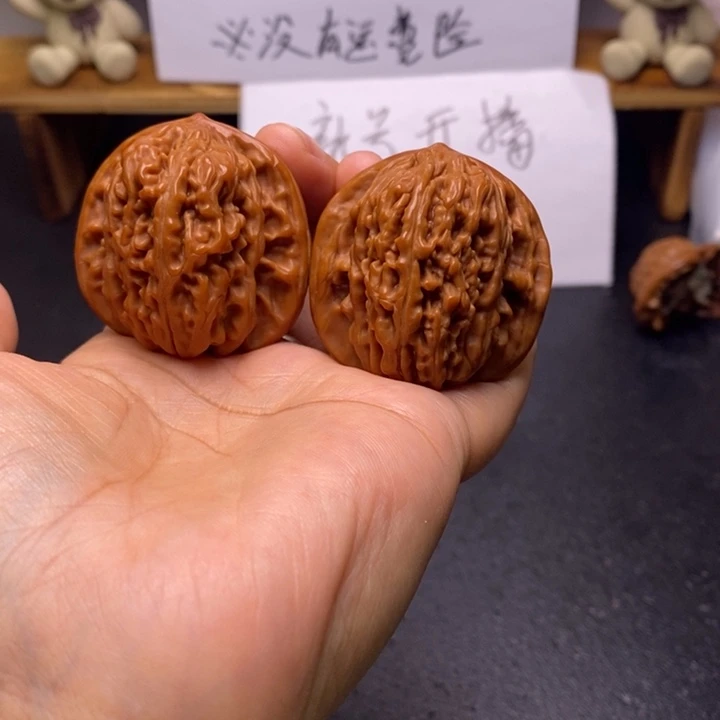 全***跃桃核吊坠四座福利福利