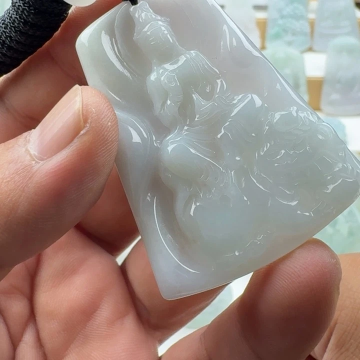 翡翠未镶嵌颈饰天然缅甸A货翡翠