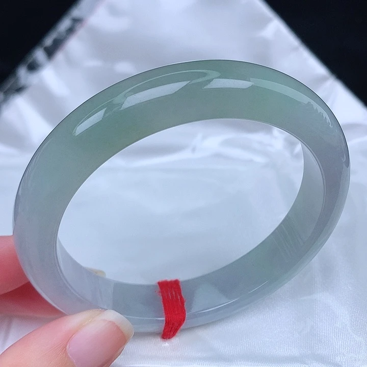 未镶嵌手镯翡翠天然