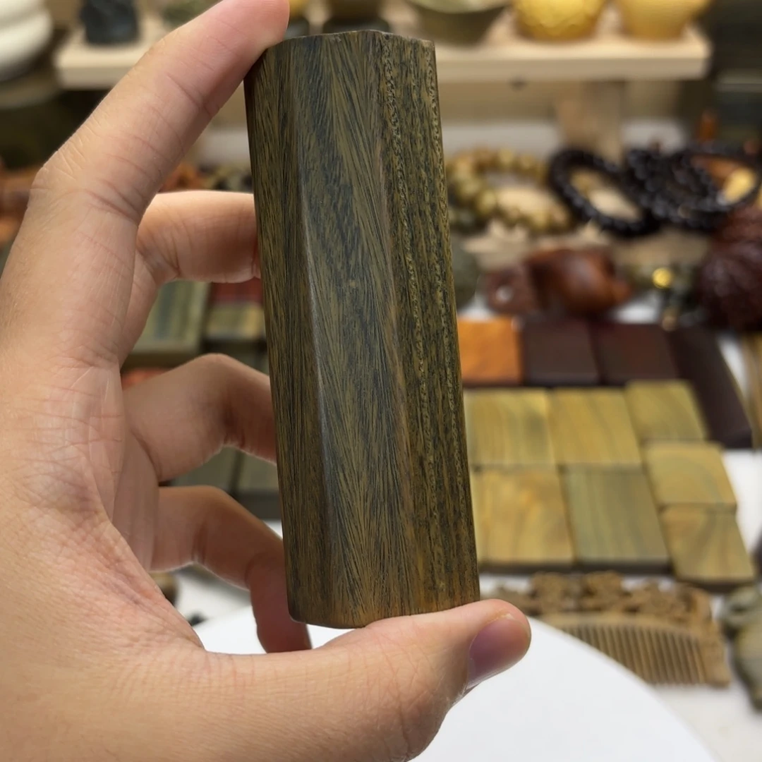木巴拉圭绿檀八棱棍10*3.5