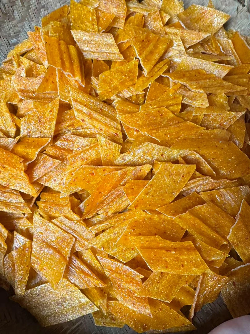 辣椒粑油炸香酥可口有咸麻辣味