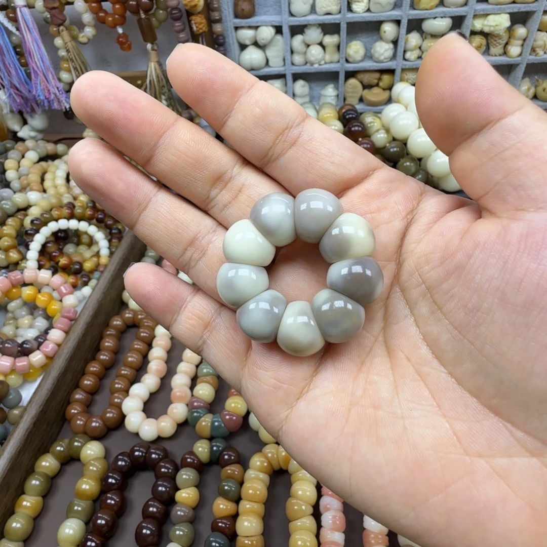 吊坠菩提根/象牙果