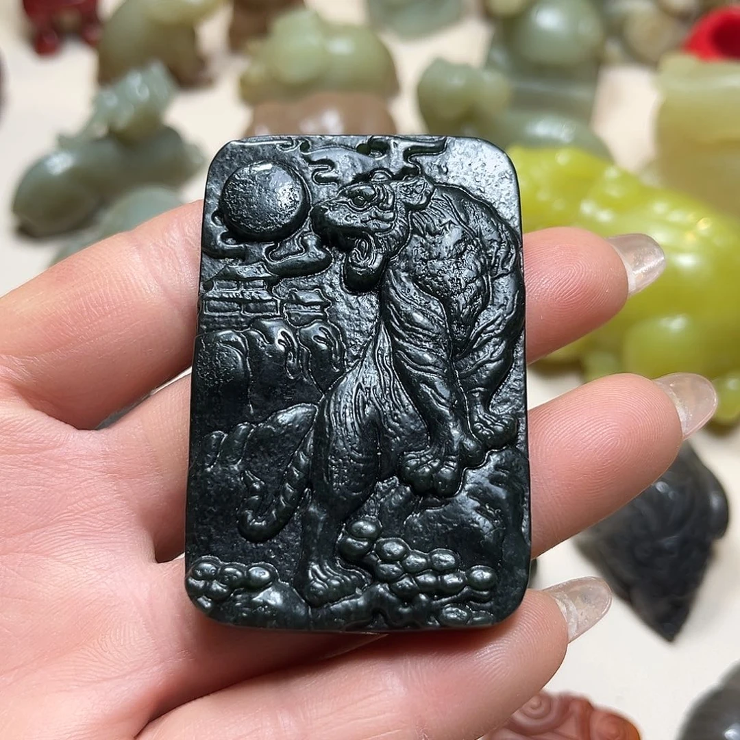 白玉菩提吊坠白玉菩提吊坠